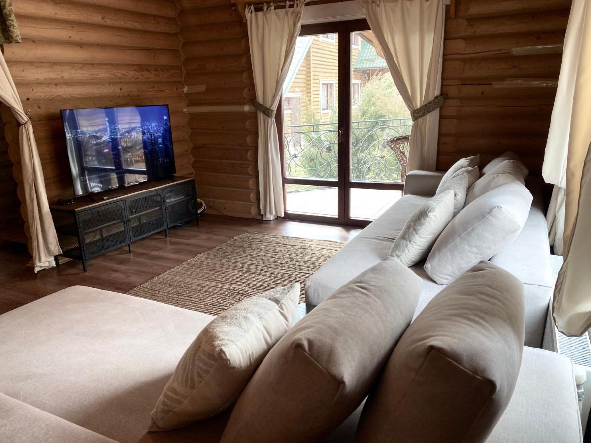 Villa Chalet Four Seasons à Tatariv Extérieur photo